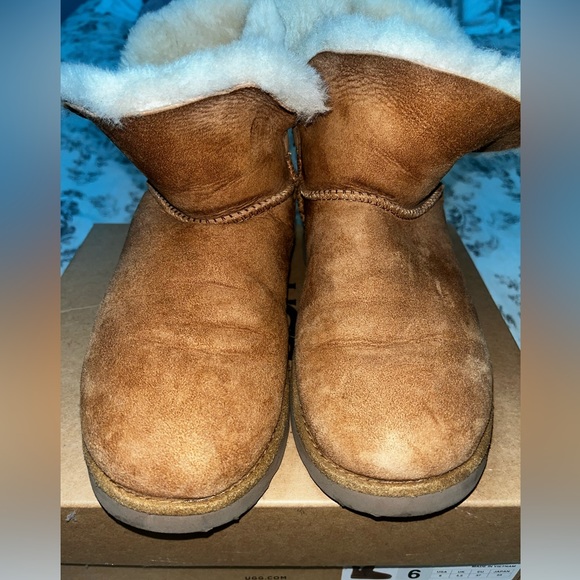 UGG W Classic Cuff Mini - Picture 3 of 9